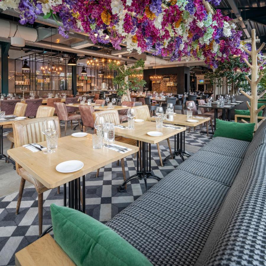 Holiday Inn Hotel Brussels Airport By Ihg Diegem Bagian luar foto