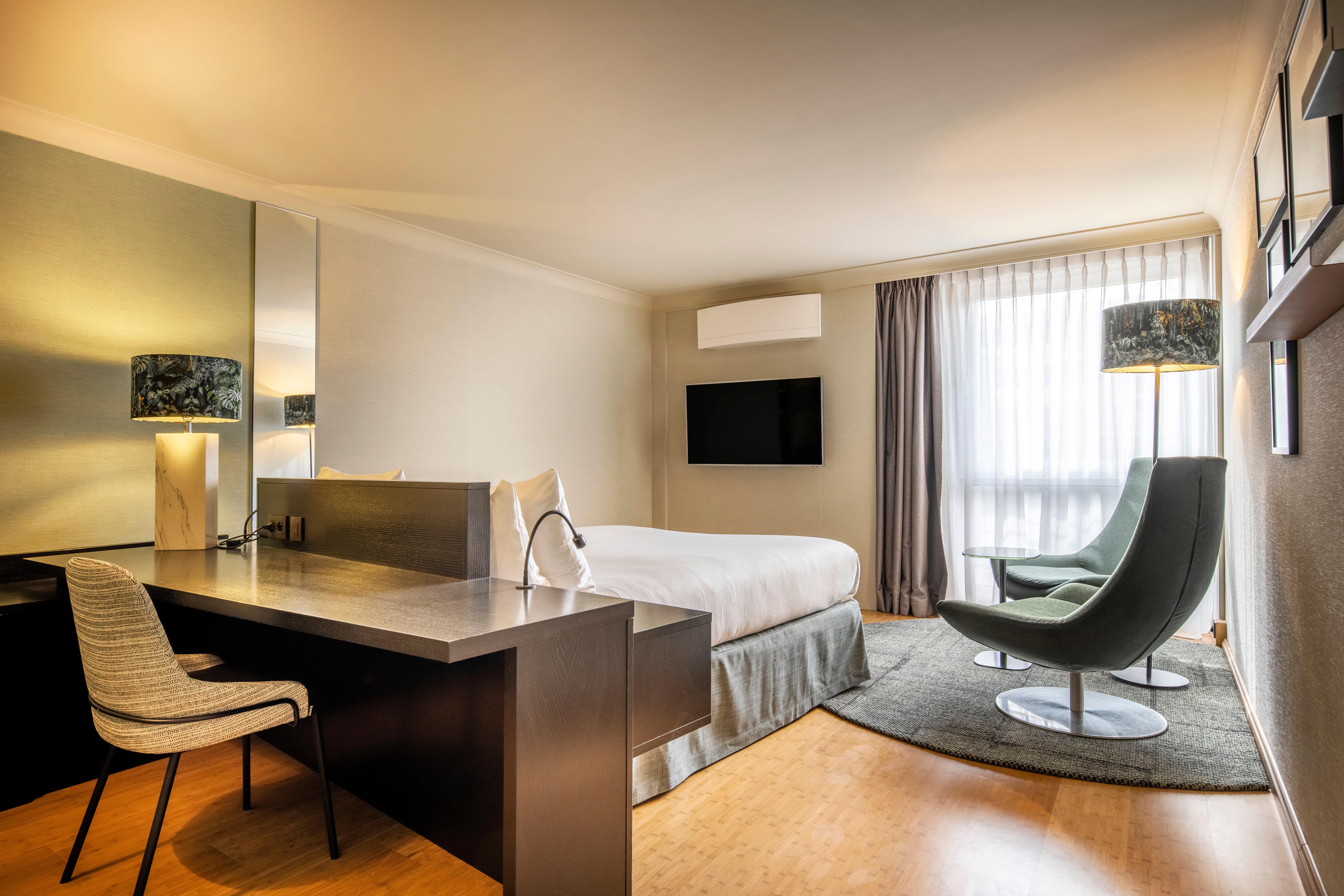 Holiday Inn Hotel Brussels Airport By Ihg Diegem Bagian luar foto